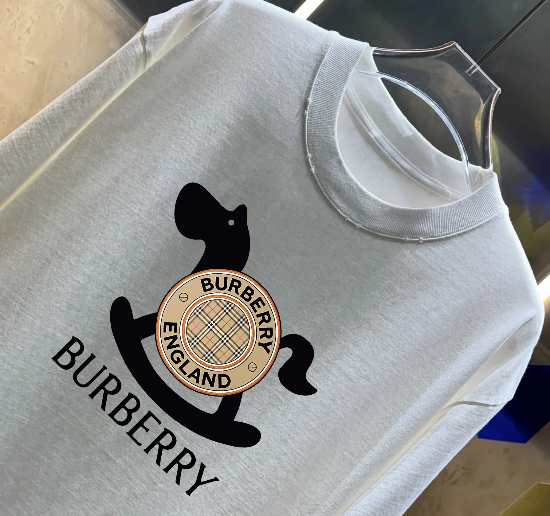 Burberr* * 2026 New Arrival 320 tee Same Style : Size :S M L XL XXL